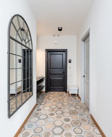 Hallway with hexagon tile